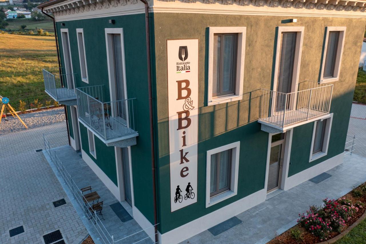 B & Bike Di Ristorante Italia Mombello Monferrato Exterior foto